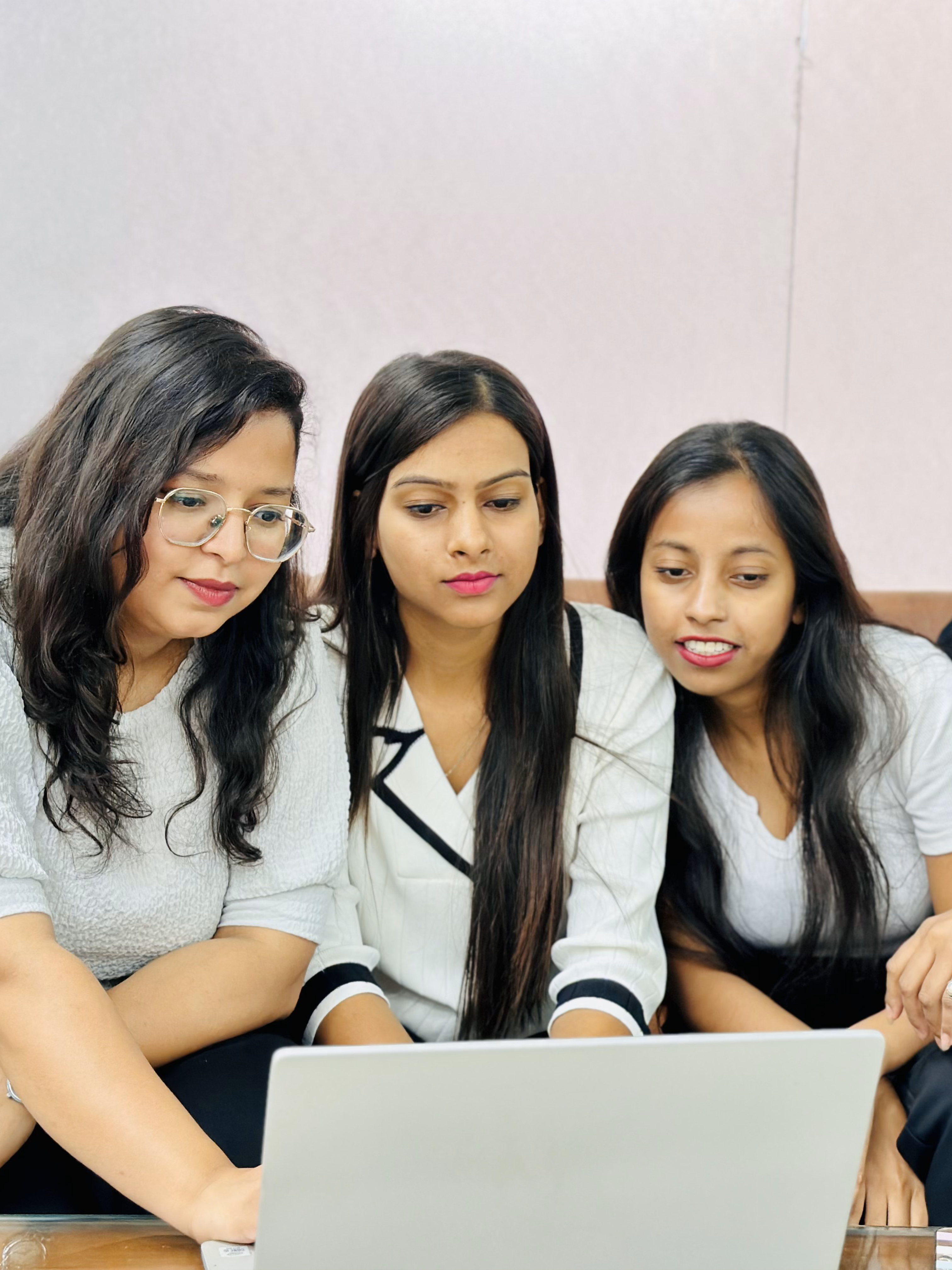 Services | universal | IT recruitment consultancy in Greater Noida, BPO recruitment consultancy in Greater Noida | KPO recruitment consultancy in Greater Noida | Top recruitment consultancy in Greater Noida | Best consultancy in Greater Noida for job | Hiring agency in Greater Noida | Placement consultancy in Greater Noida | Top job consultancy in Greater Noida